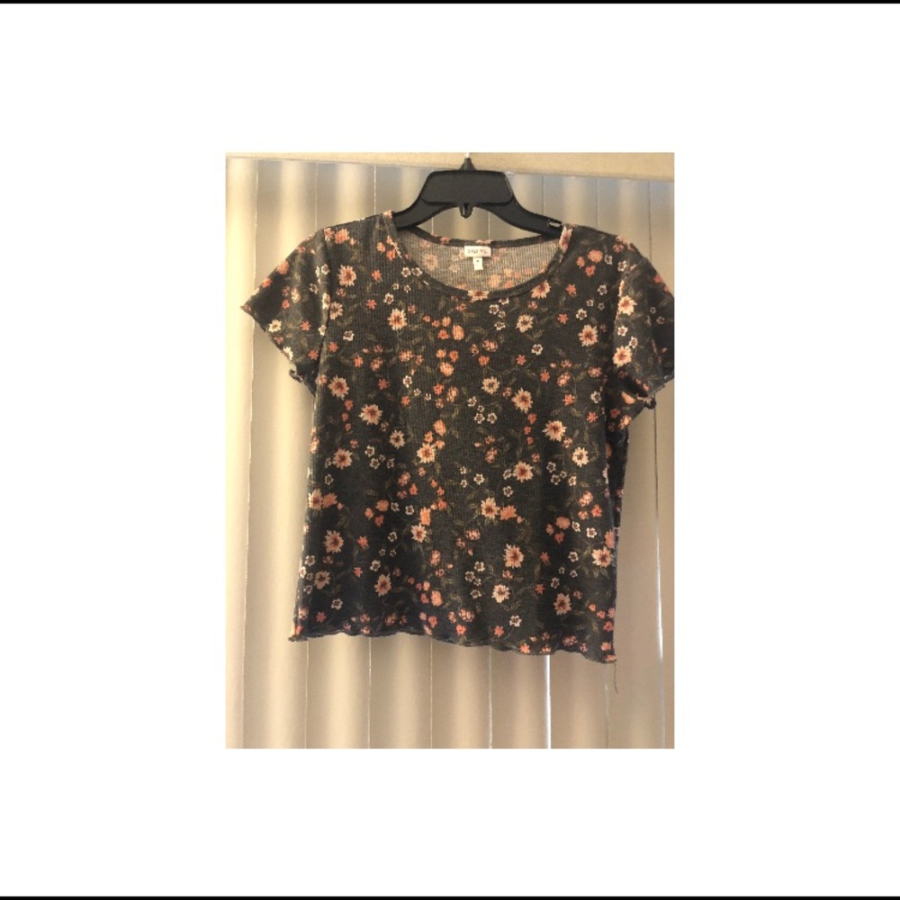 Gray Floral Cropped T-shirt